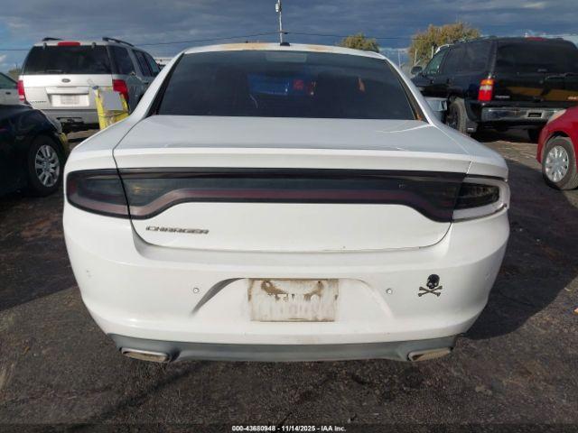 Dodge Charger Se Image 16