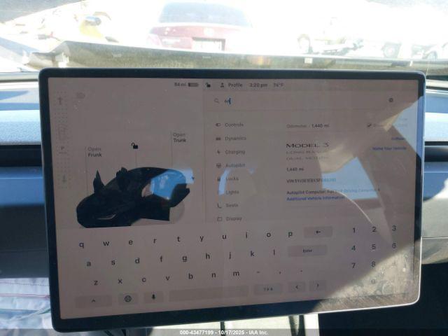 Tesla Model 3 Long Range All-wheel Drive Image 18