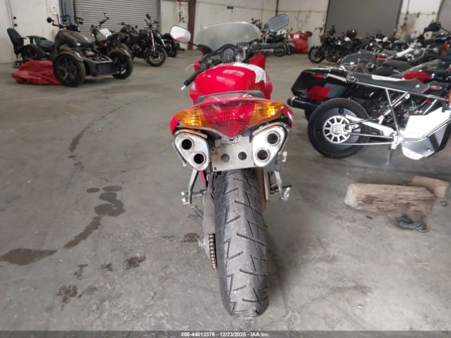 Honda Vfr800 A Image 3