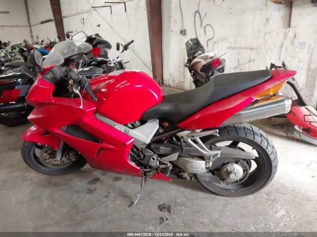 Honda Vfr800 A Image 9