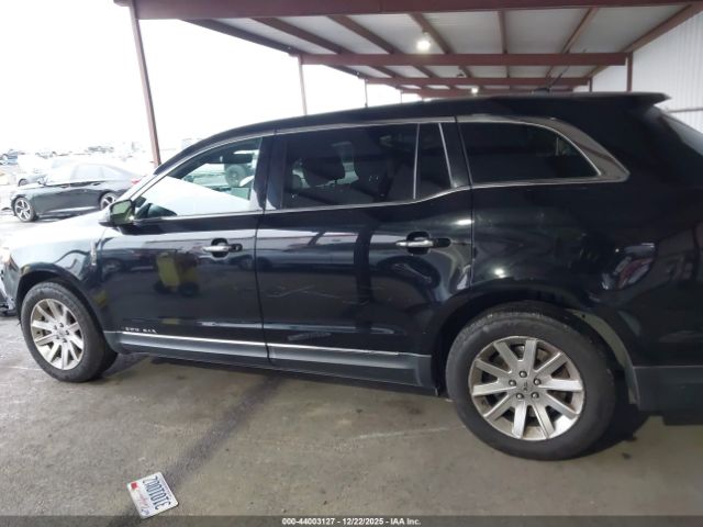 Lincoln MKT Livery Image 6