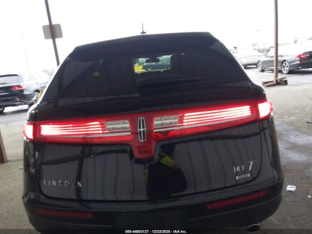 Lincoln MKT Livery Image 3