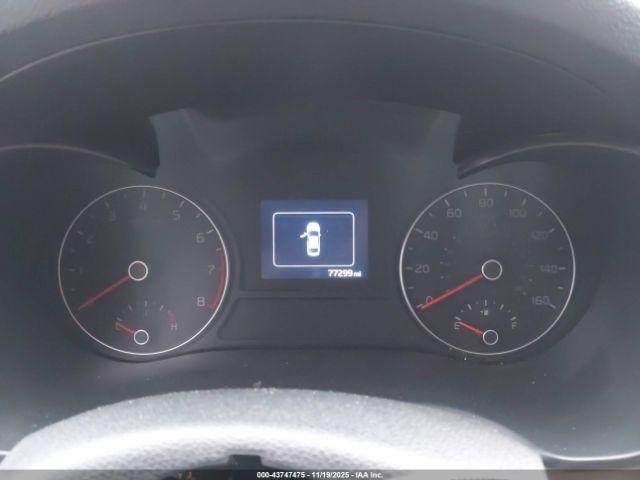 Kia Optima Lx Image 7