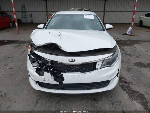 Kia Optima Lx Image 9