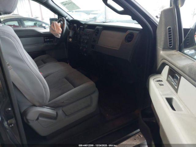 Ford F-150 Xl Image 8