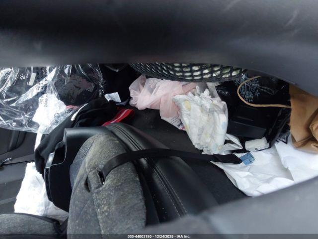 Cadillac CTS-V Image 11