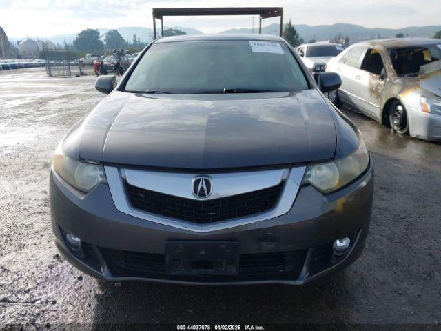 Acura TSX Image 11