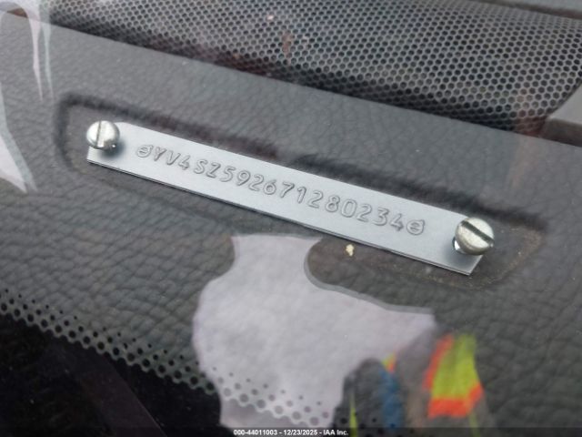 Volvo XC70 2.5t Image 11