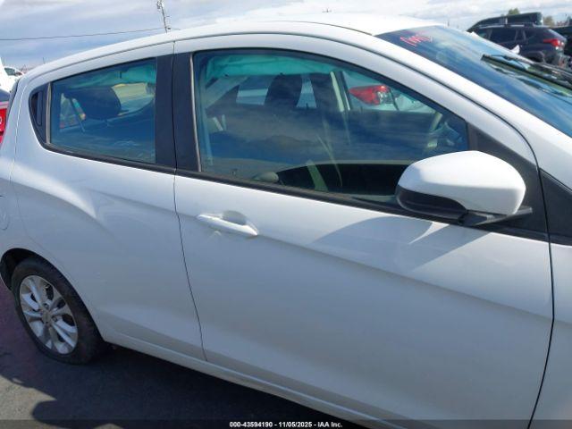 Chevrolet Spark 1lt Cvt Image 15