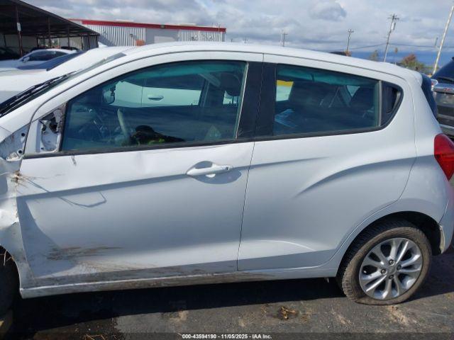 Chevrolet Spark 1lt Cvt Image 16