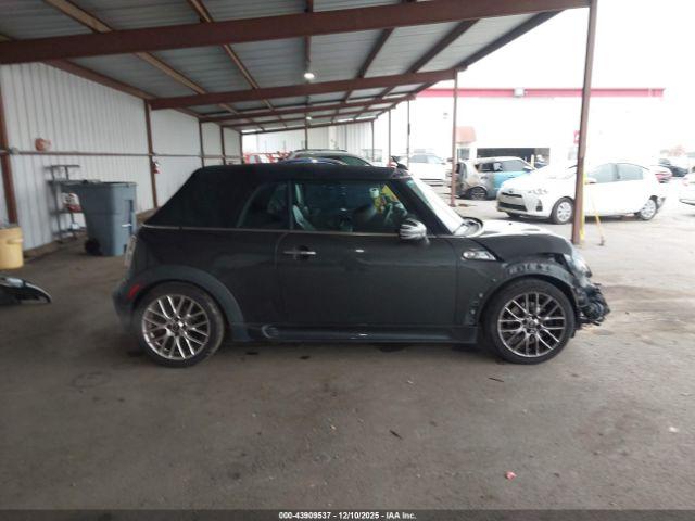 MINI Convertible Cooper S Image 9