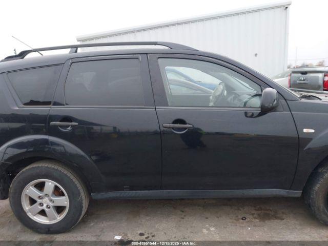 Mitsubishi Outlander Image 12