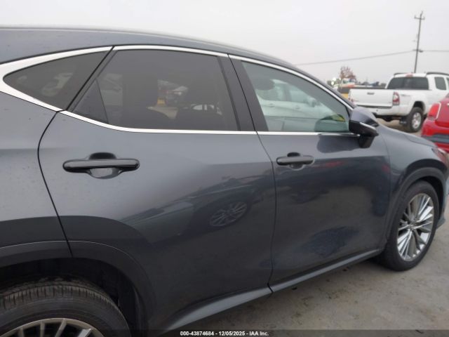 Lexus NX Luxury Image 10