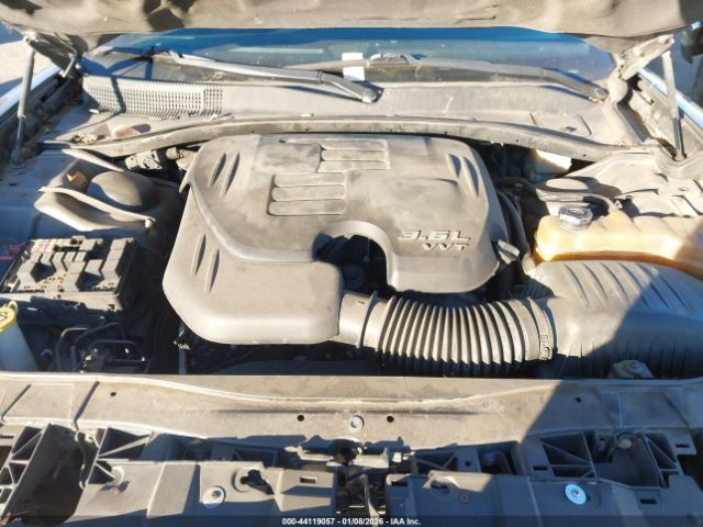 Dodge Charger Se Image 9