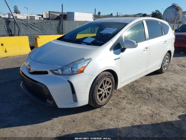 Toyota Prius v Four Image 2