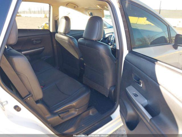 Toyota Prius v Four Image 5