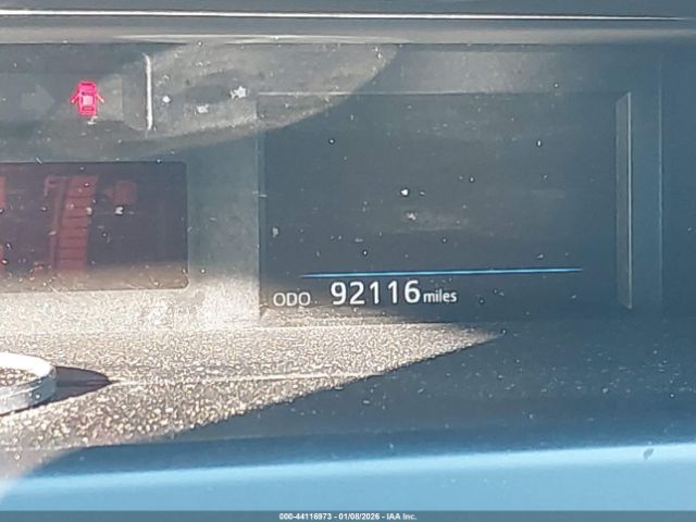 Toyota Prius v Four Image 10