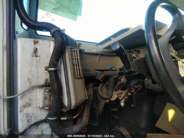 International 4000 4300 Image 7