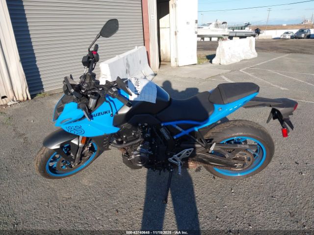 Suzuki Gsx800 R Image 13