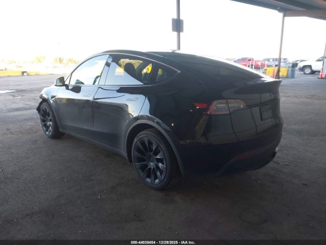 Tesla Model Y Long Range Dual Motor All-wheel Drive Image 10