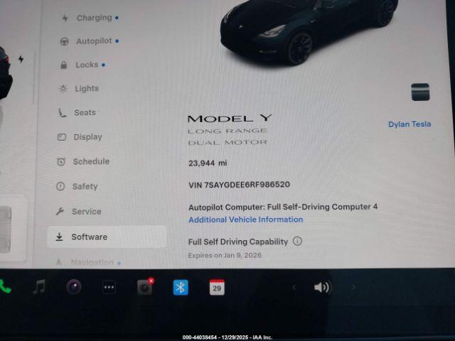 Tesla Model Y Long Range Dual Motor All-wheel Drive Image 14