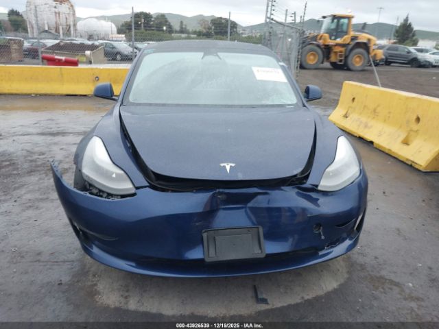 Tesla Model 3 Rear-wheel Drive Image 11