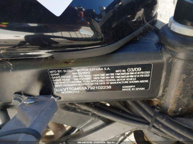 Suzuki Gs500 Image 13