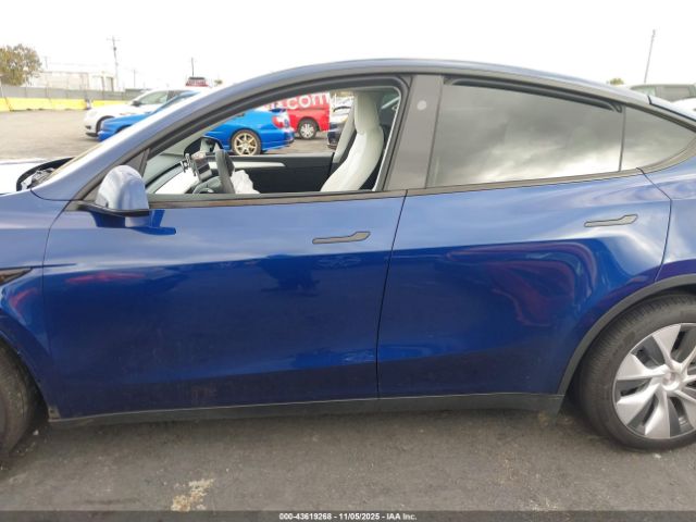 Tesla Model Y Image 11