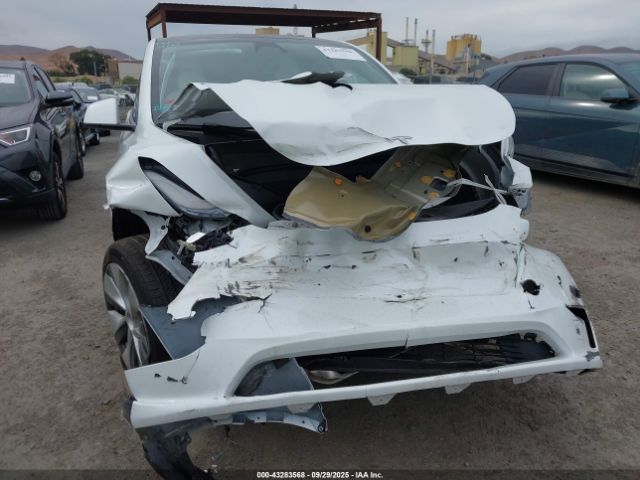 Tesla Model Y Image 13