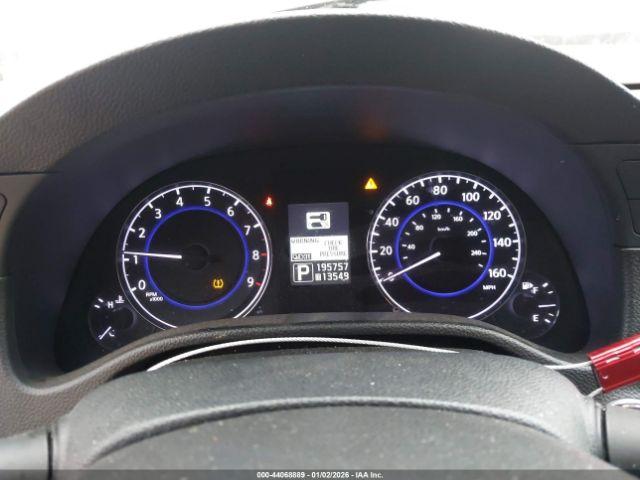 INFINITI G37 Journey Image 6