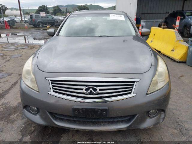 INFINITI G37 Journey Image 8