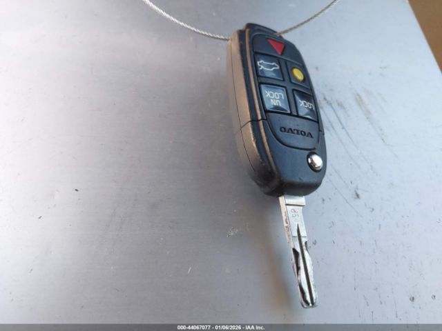 Volvo V70 2.4 Image 11