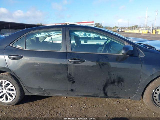 Toyota Corolla Le Image 16