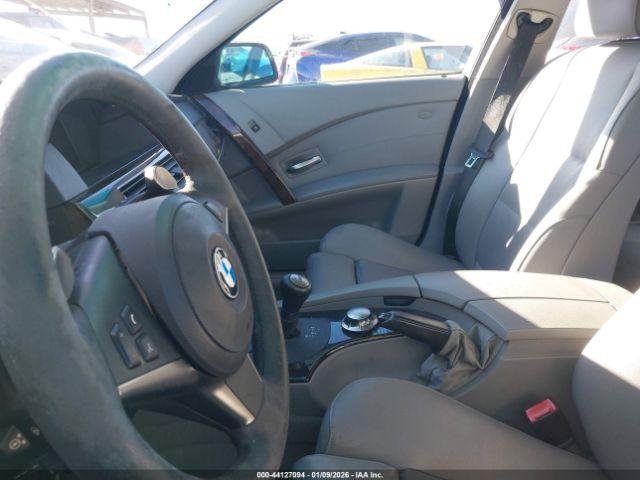 BMW 5 Series Image 11