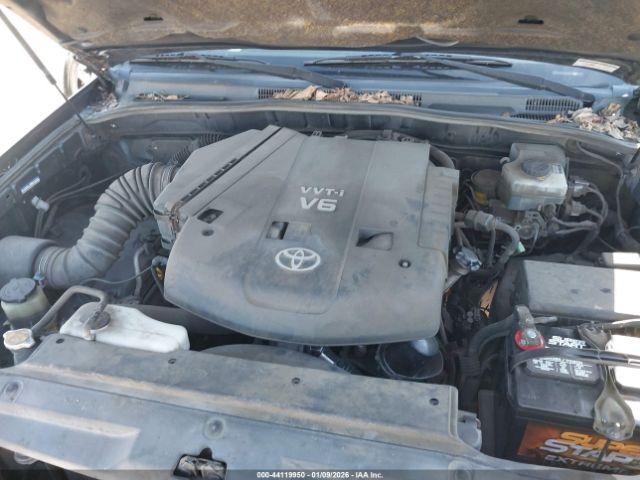 Toyota 4Runner Sr5 V6 Image 3