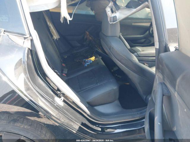 Tesla Model 3 Performance Dual Motor All-wheel Drive Image 8