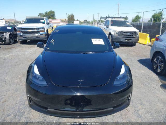 Tesla Model 3 Performance Dual Motor All-wheel Drive Image 14