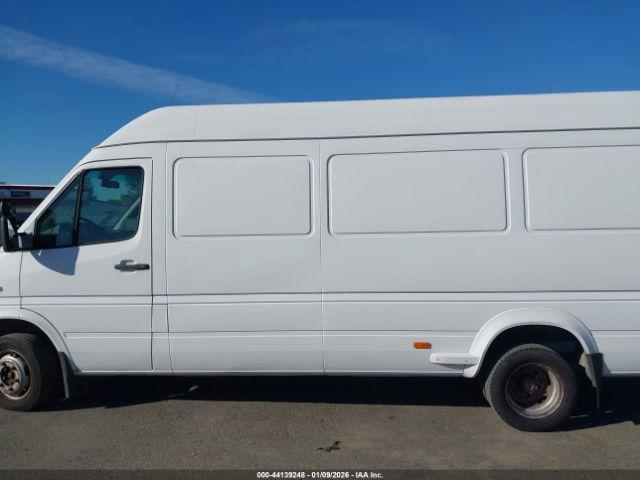Dodge Sprinter Van 3500 Shc Image 16